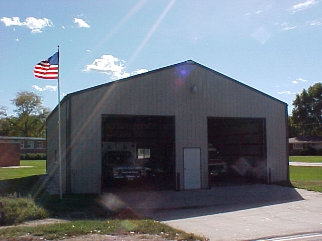 Volunteer Ambulance-Barn